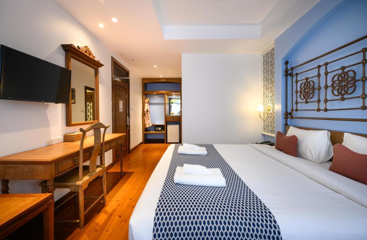 Woo Gallery & Boutique Hotel Phuket Exterior photo